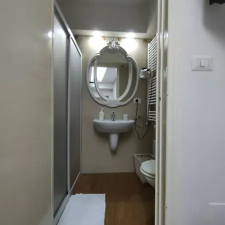 Del Corso ألتامورا