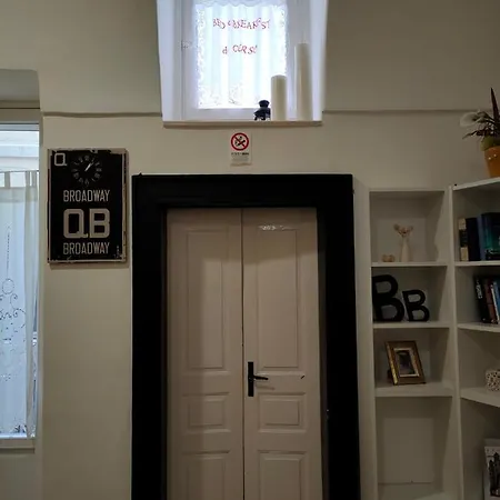 ベッド・アンド・ブレックファスト Del Corso アルタムラ