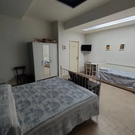 Del Corso Oda ve Kahvaltı Altamura